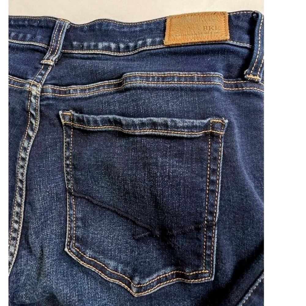 BKE~Victoria Skinny Jeans~ Size 31x29.5~Dark Wash/Mid Rise/Universal Fit/Stretch - Picture 8 of 10